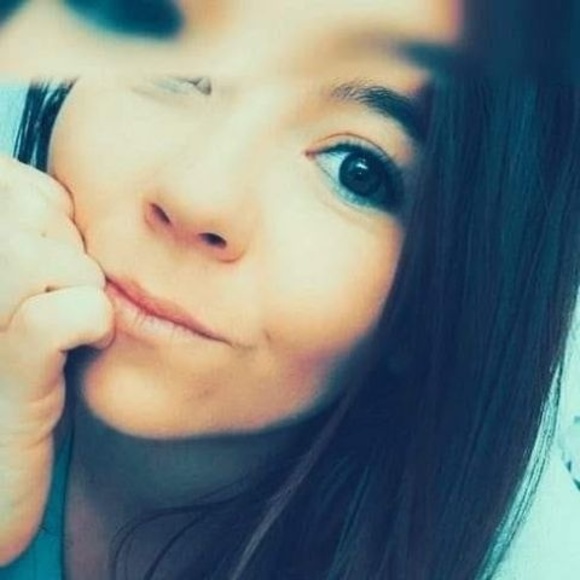 Meet your Posher, Teneillie kerrie - Picture 1 of 1